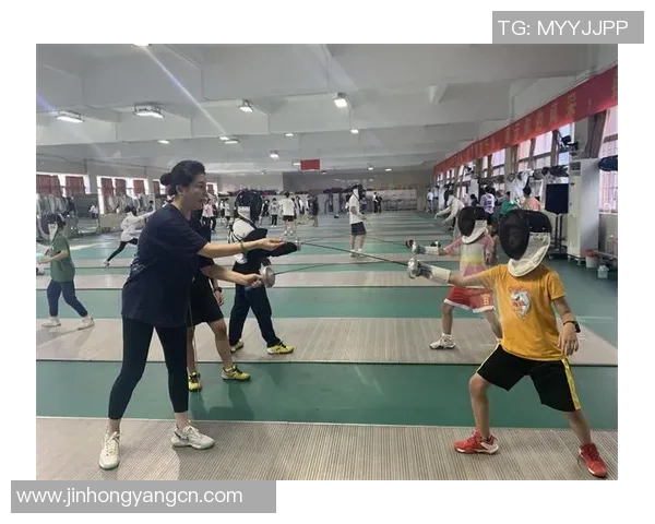 广州羽毛球队逆袭之路揭秘大师赛特别报道展现奋斗精神与团队力量