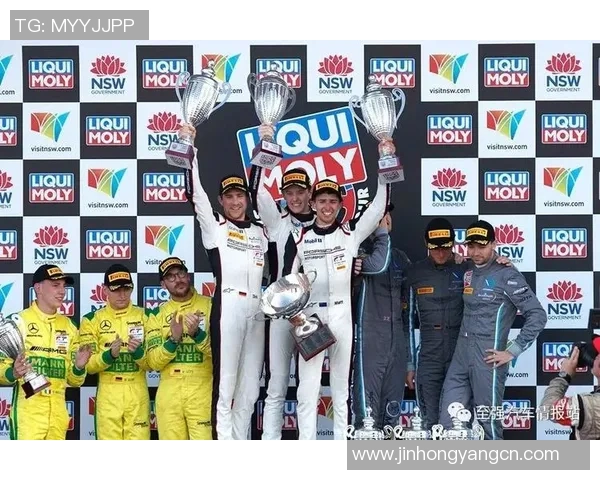 赛后分析：西安足球队与武汉足球队的耐力对决全景回顾